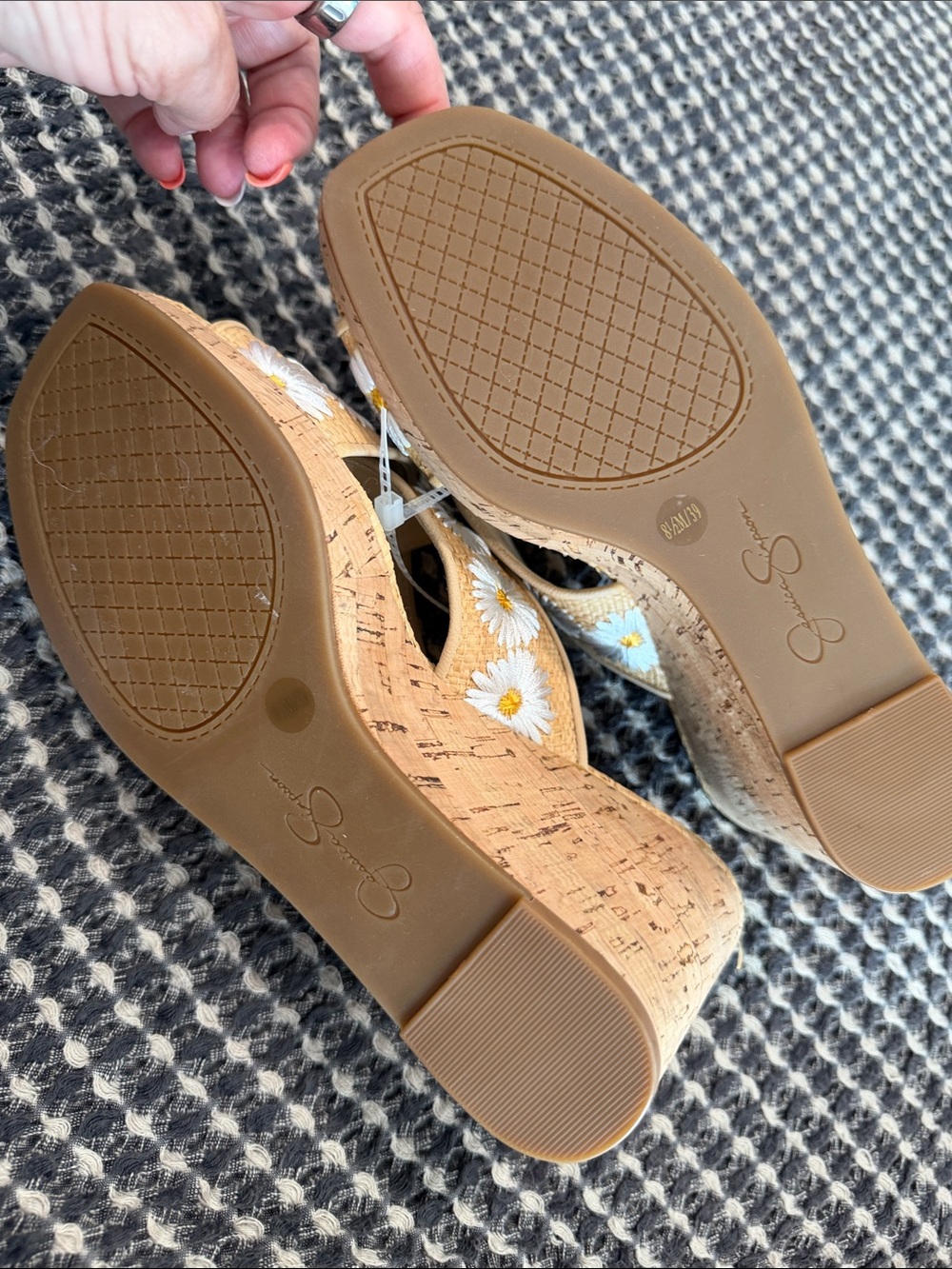 Jessica Simpson Natural Tan Slide Mules with White Daisy Embroidery - Picture 3 of 5